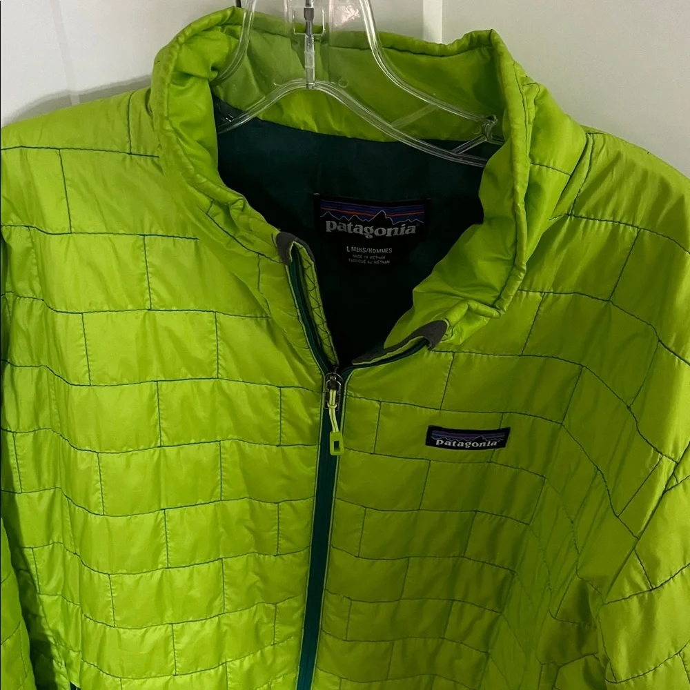 Patagonia neon lime green nano puff jacket - Picture 2 of 9